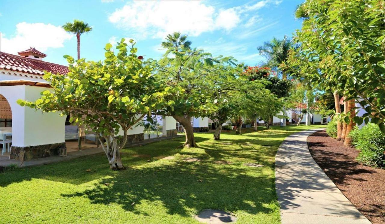 Parque Golf Bungalow San Bartolomé Luaran gambar